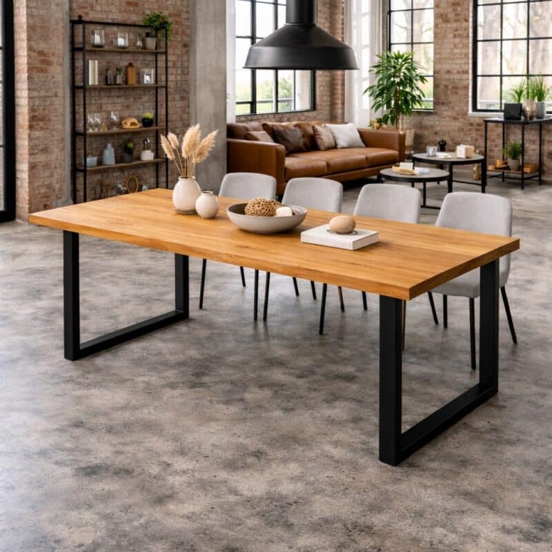Table à manger en chêne massif sur mesure, en chêne, dans une salle à manger