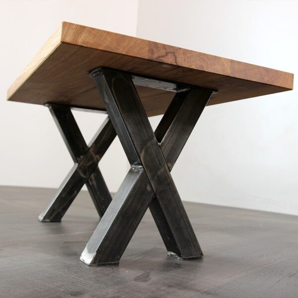 Table Basse En Bois Massif Sur Mesure, En Chêne, Avec Piètement En Acier