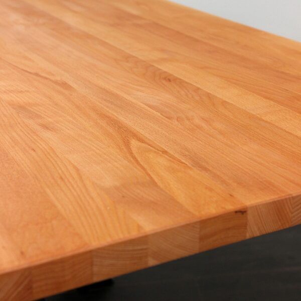 Table À Manger En Hêtre Massif Sur Mesure, En Hêtre, Vue De Détail