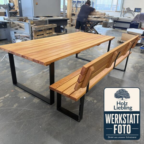 Table De Jardin En Poutres De Bois Sur Mesure, En Extérieur